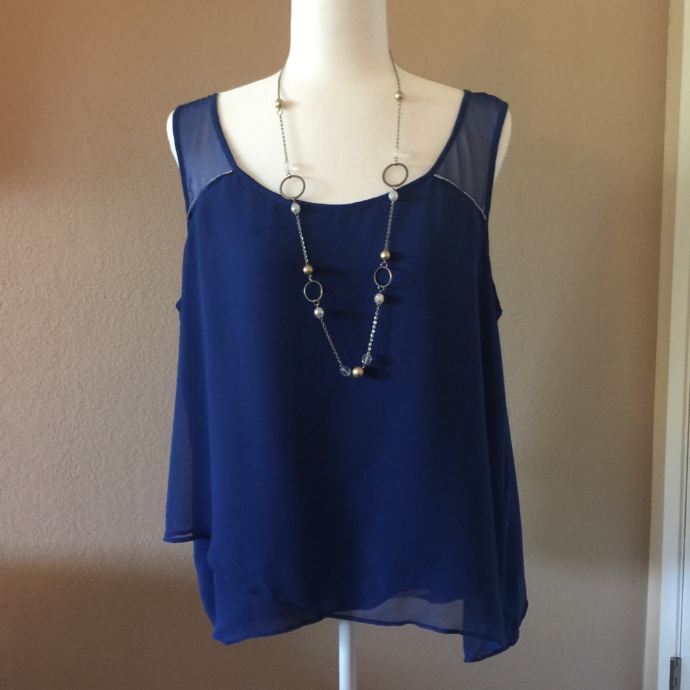 Jennifer Lopez blue top